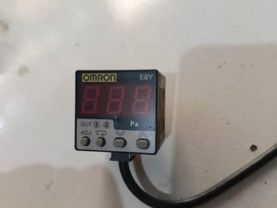 PLC HMI available for sale, Omron differential pressure sensor, AR2Y