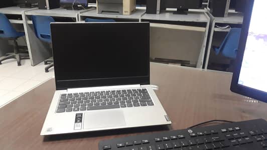 Laptop Lenovo Core i5 10 Generation