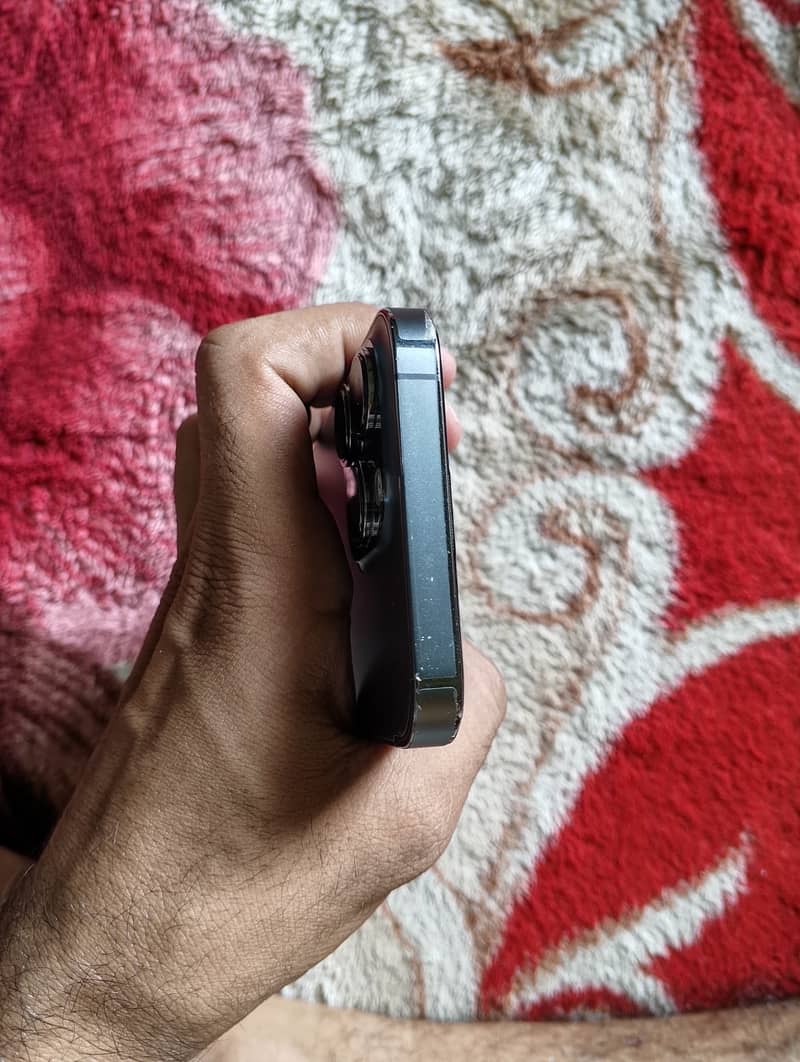 Iphone 13 pro 4