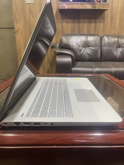 HP Pavilion 15