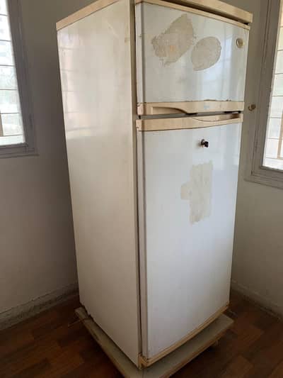 Whirpool used fridge for sale