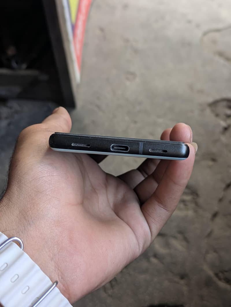 Google pixel 6a 3