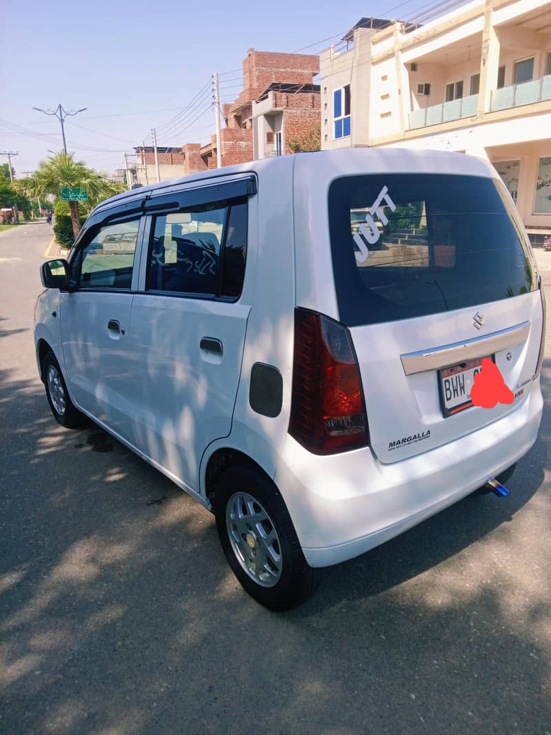 WagonR 2002 model 4