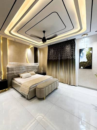 10 Marla Brand New luxury Fully Furnished House For Rent in Gulbahar block