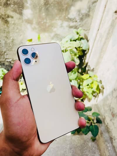 iphone 11 pro max | 64GB | 90 btry health | 10/9.5