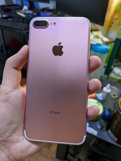 iphone 7 plus 128GB full box Whatsapp no 03291198929