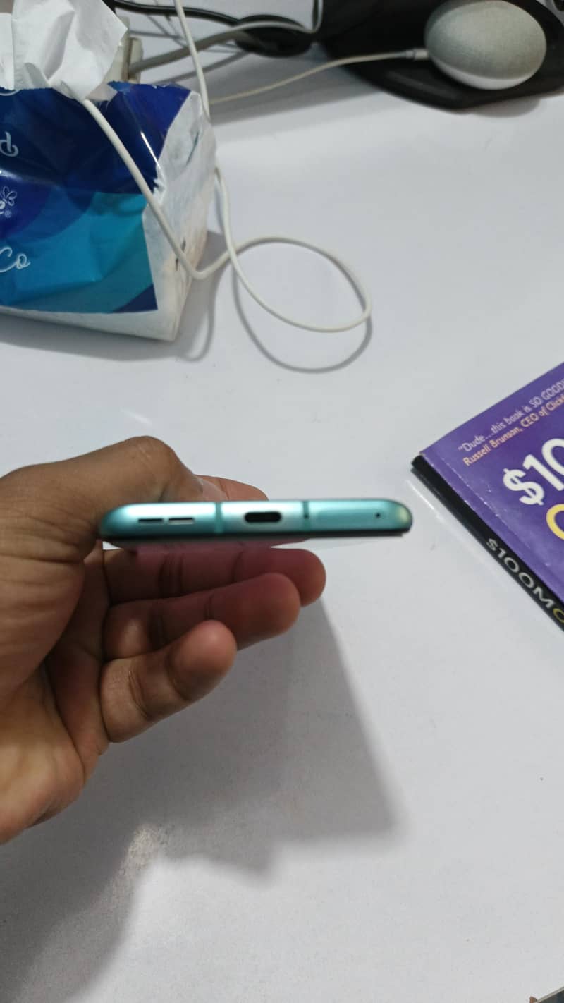 OnePlus 8t 4