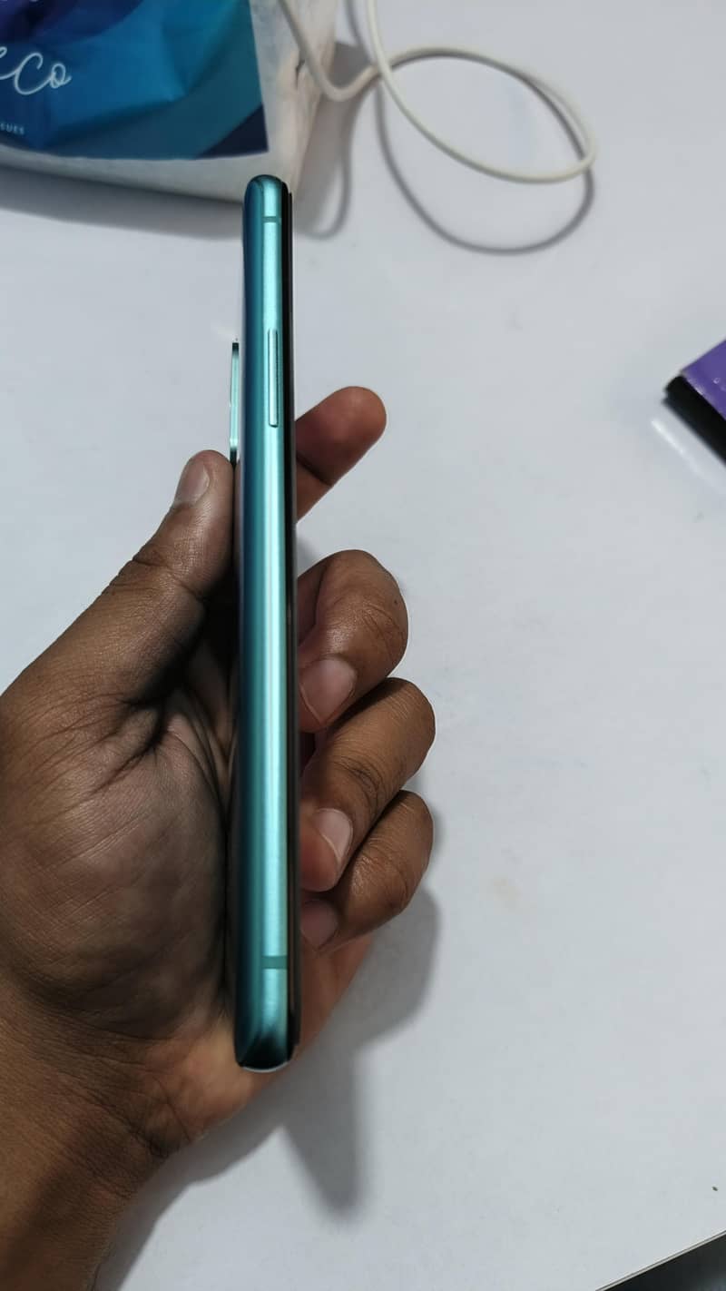 OnePlus 8t 5