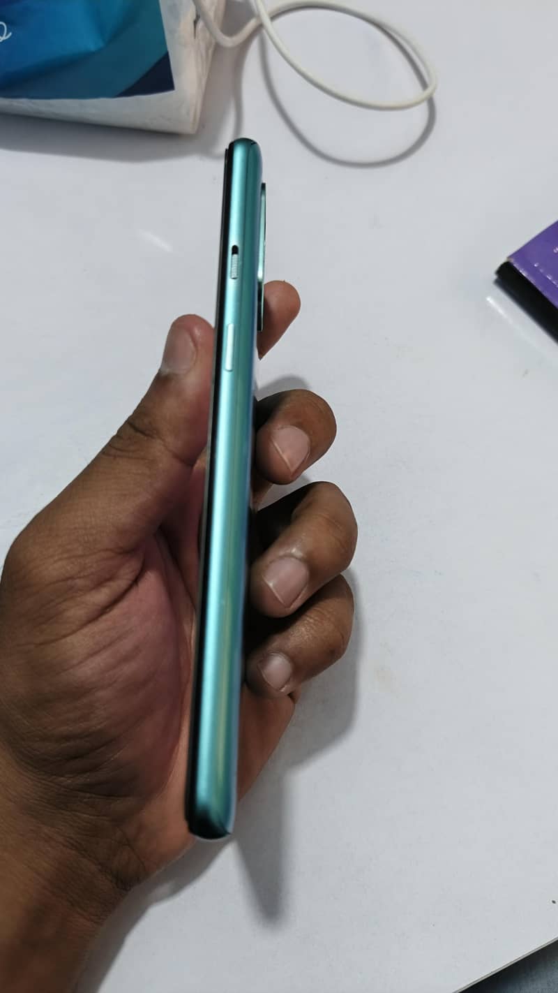 OnePlus 8t 7