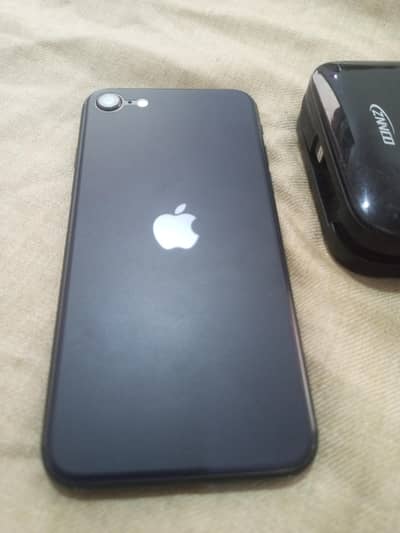 iphone SE 10/10 lush