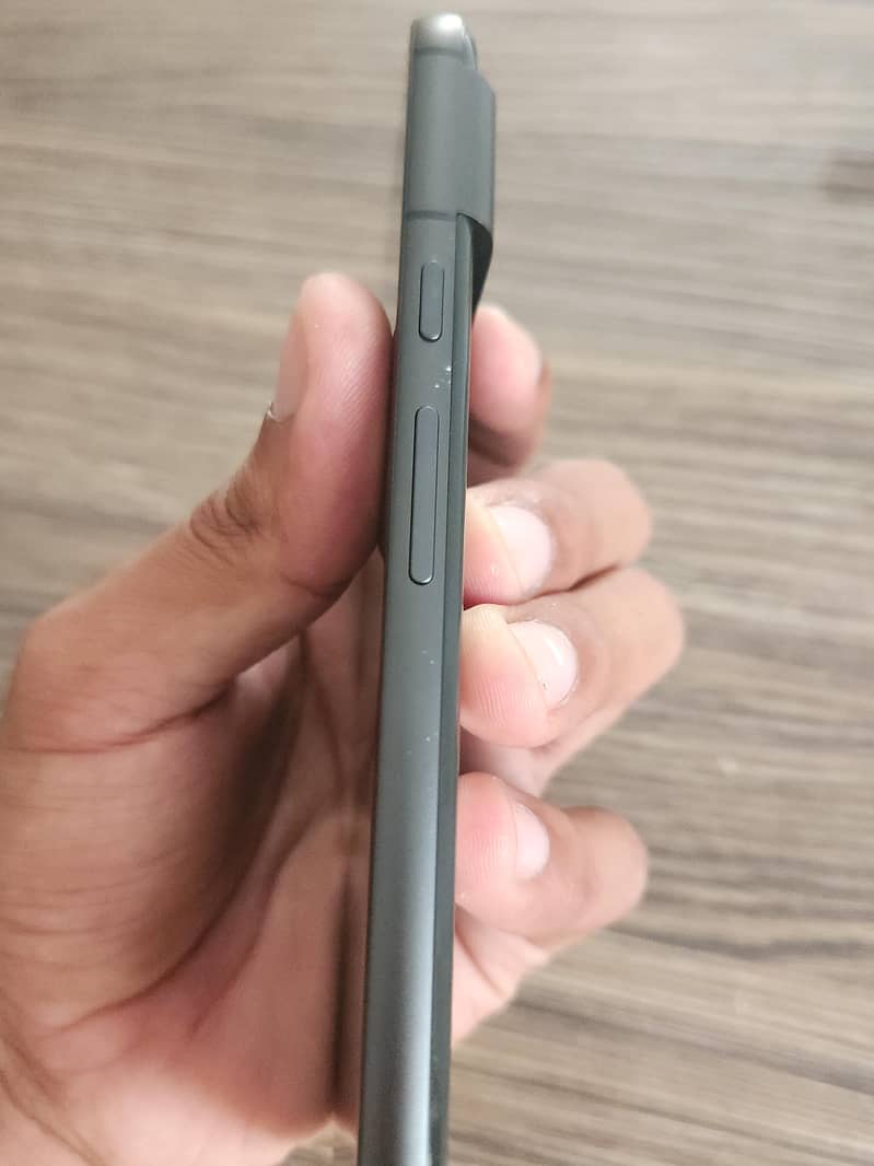 Google Pixel 8 3