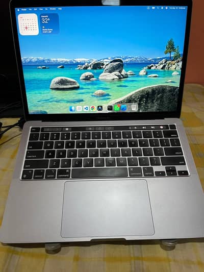 MacBook Pro 13" M1 2020 | 16GB RAM | 290 Cycles | 81% Battery | Space