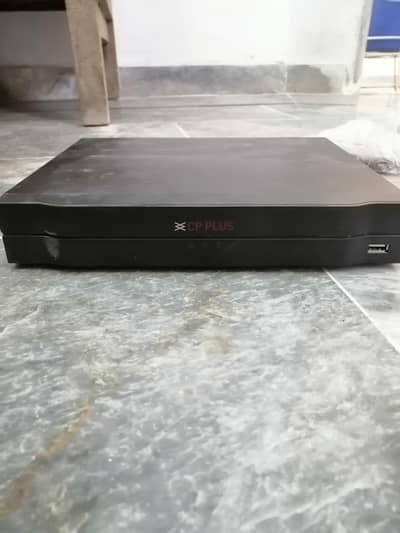 CP - Plus 16 channel DVR 4 megapixels supported