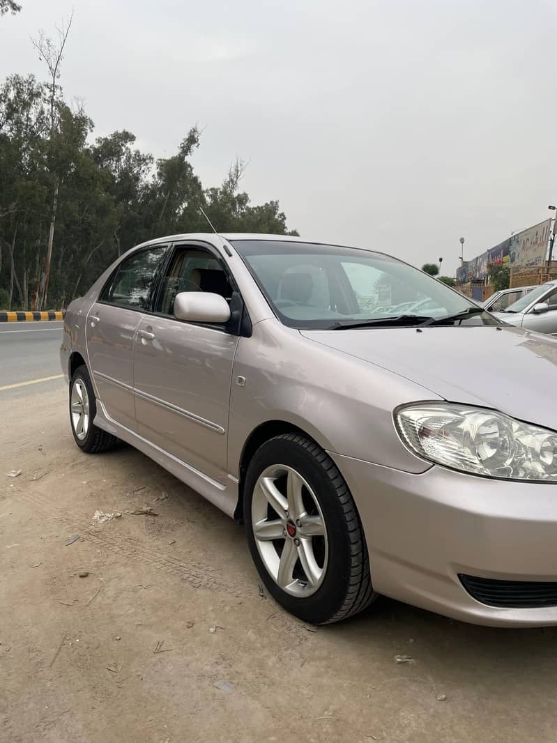 Corolla . 2OD Saloon 2