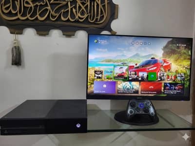 Xbox One 1tb Jailbreak with battery controller , 9/10 condition