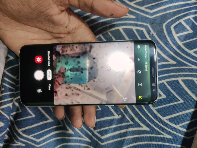 Samsung s8 4