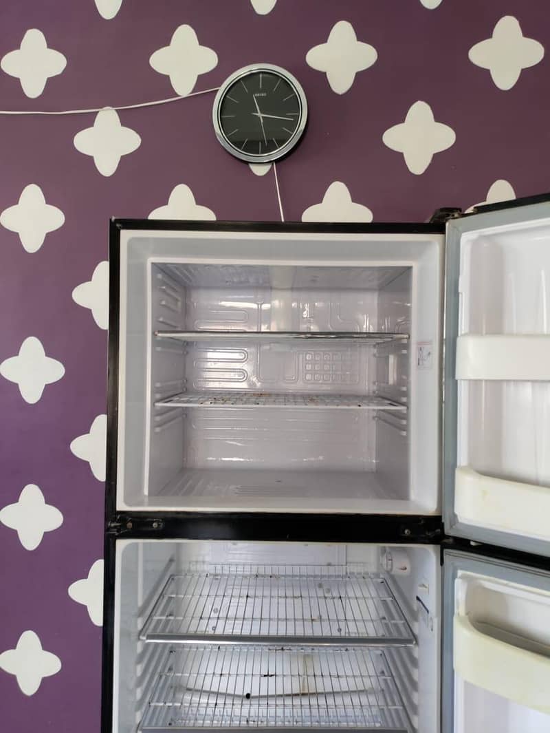 Refrigerator 4