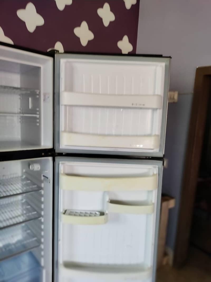 Refrigerator 7