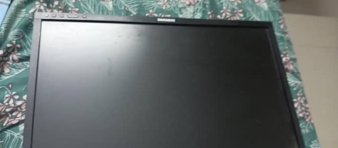 Samsung S24E450DL 24'inch