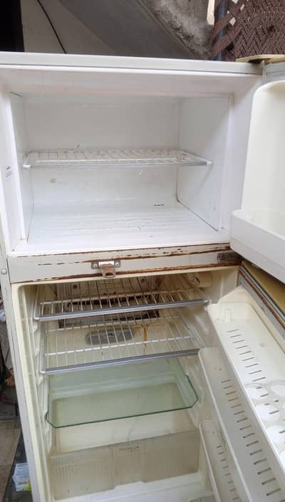 National Deep Freezer – Excellent Working Condition
