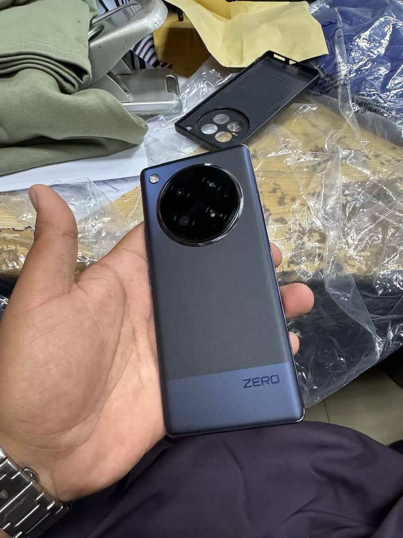 infinix zero 40 1