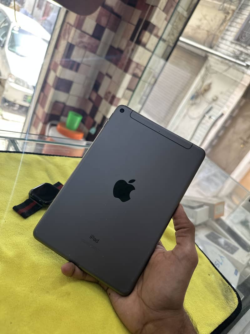 iPad mini 5th  generation 1
