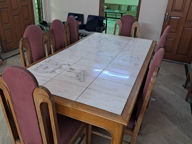Solid Dining table with chairs 3