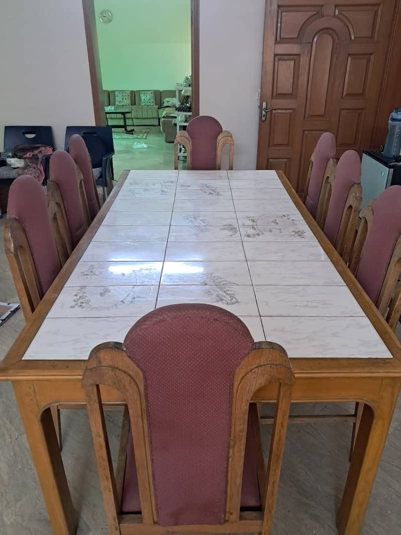 Solid Dining table with chairs 7