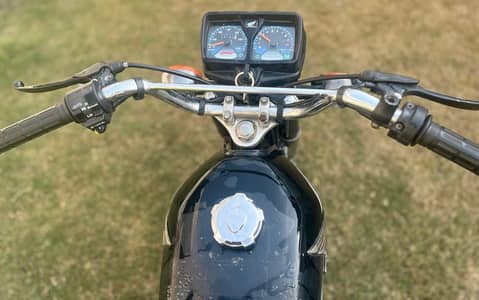 Honda CG 125 2025