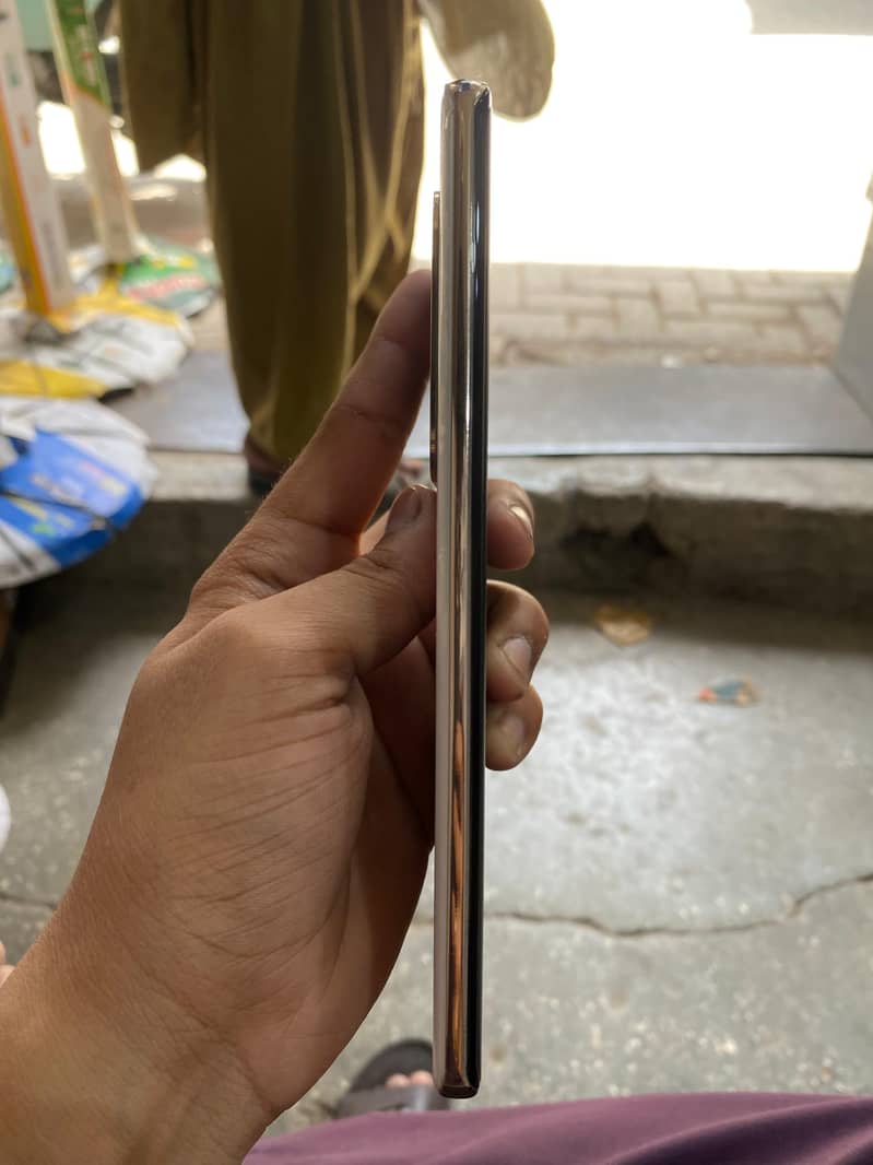 Infinix Zero 30 4