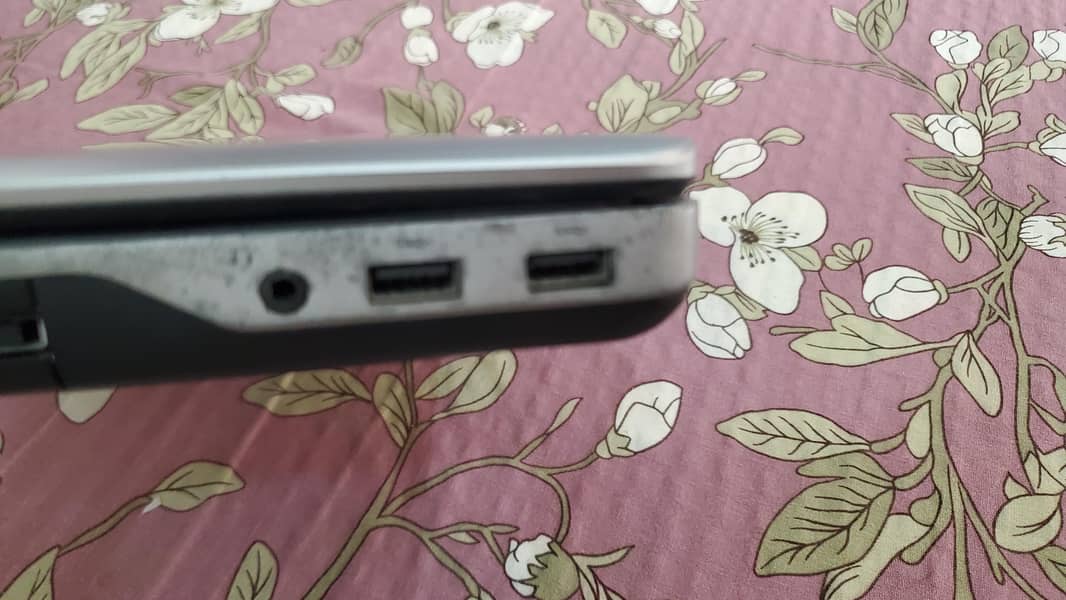 Dell- Latitude E6540   4th Gen 7