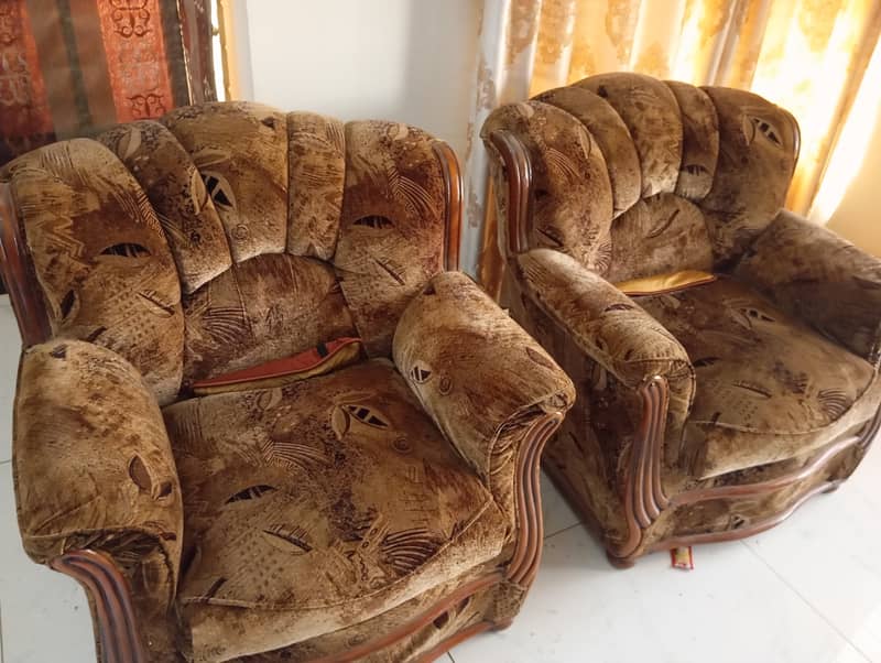 Sofa set with table 4