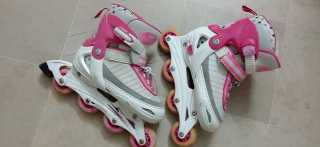 Skating shoes
