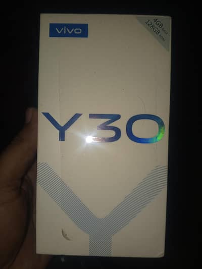vivo y30 128GB room 4+2GB ram