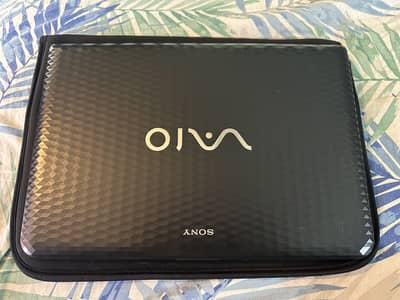 SONY CORE i3 4/320