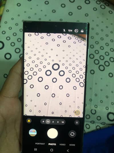 condition 10/10  12/256  white color