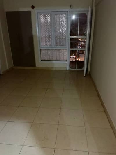 Investors Should rent This Lower Portion Located Ideally In Gulshan-e-Iqbal Town