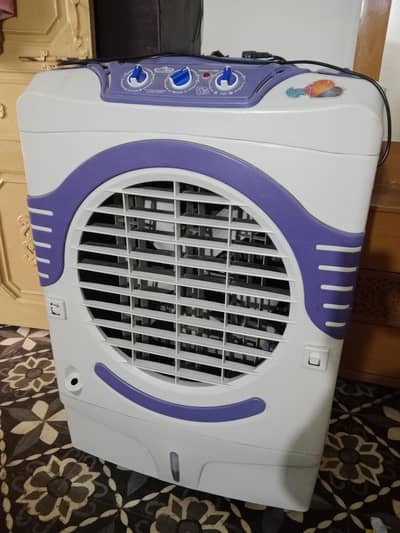 new condition 1 year use