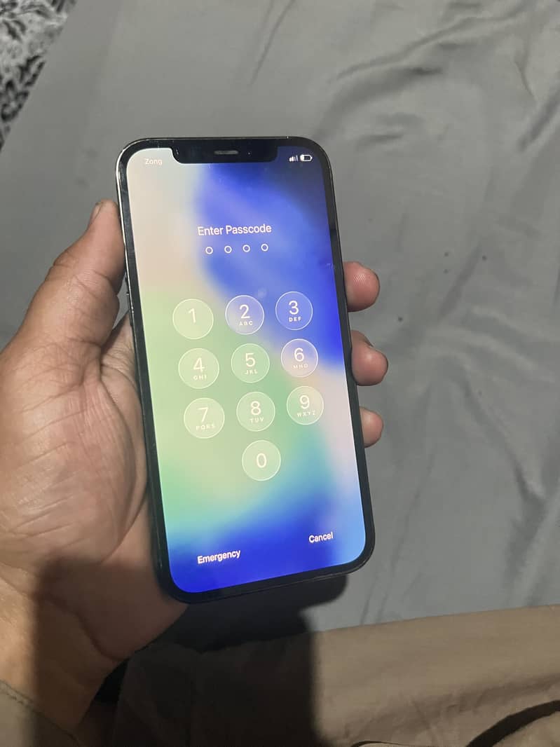 IPhone 12 pro 4