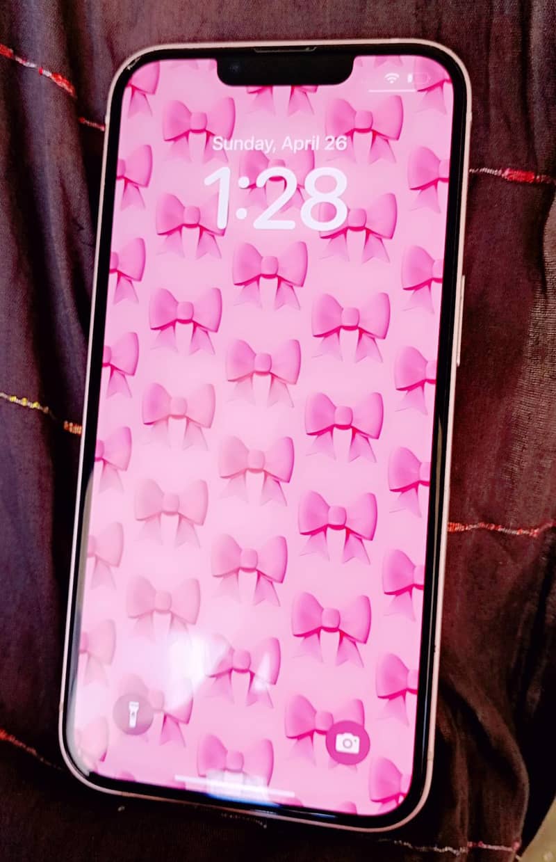 iPhone 13 Jv 0