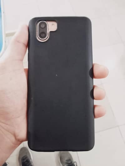 Sharp Aquos R2 Official PTA Approved