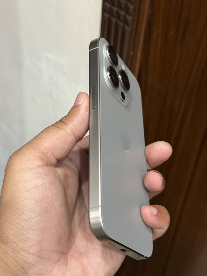 iphone 15pro 2