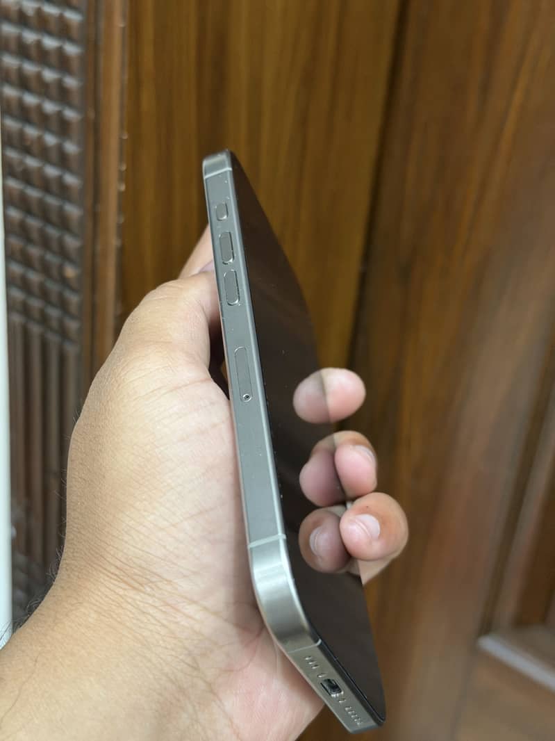 iphone 15pro 4