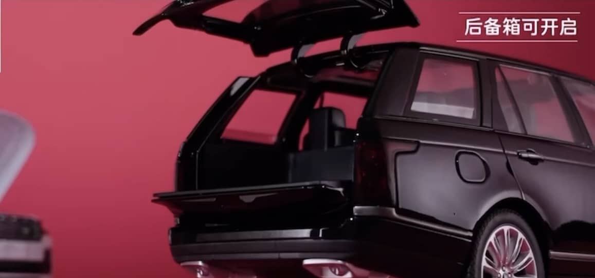 Diecast Range Rover SUV. 3