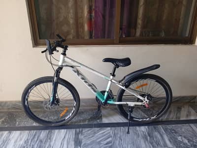 Gear bicycle with hand brake