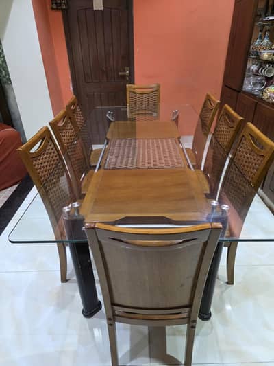 Dining Table - Good condition