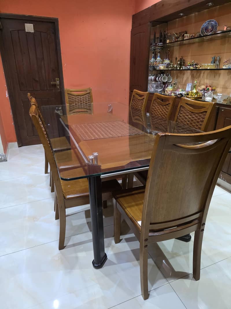 Dining Table - Good condition 5
