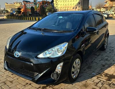 Toyota Aqua 2015