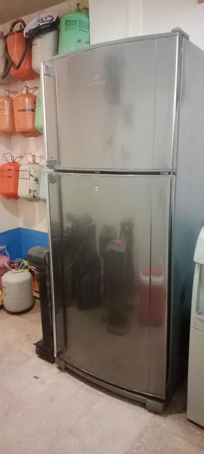 Dawlance fridge full size