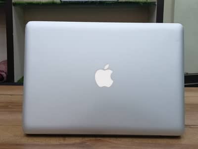 Apple MacBook Pro 13" Mid 2012 | core i5/4th gen,8GB RAM/500GB storage
